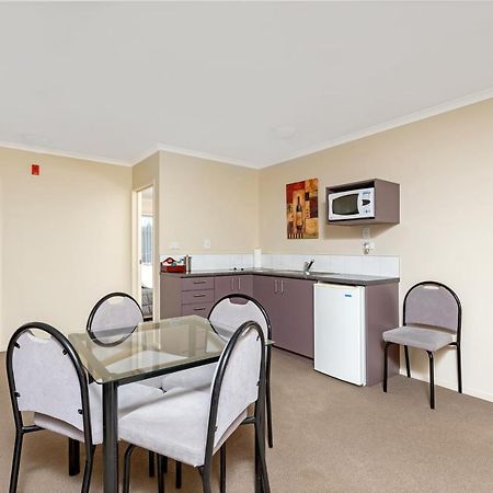 Bk'S Chardonnay Motor Lodge Masterton Dış mekan fotoğraf
