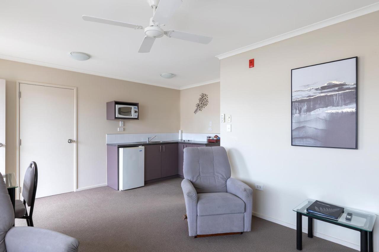 Bk'S Chardonnay Motor Lodge Masterton Dış mekan fotoğraf
